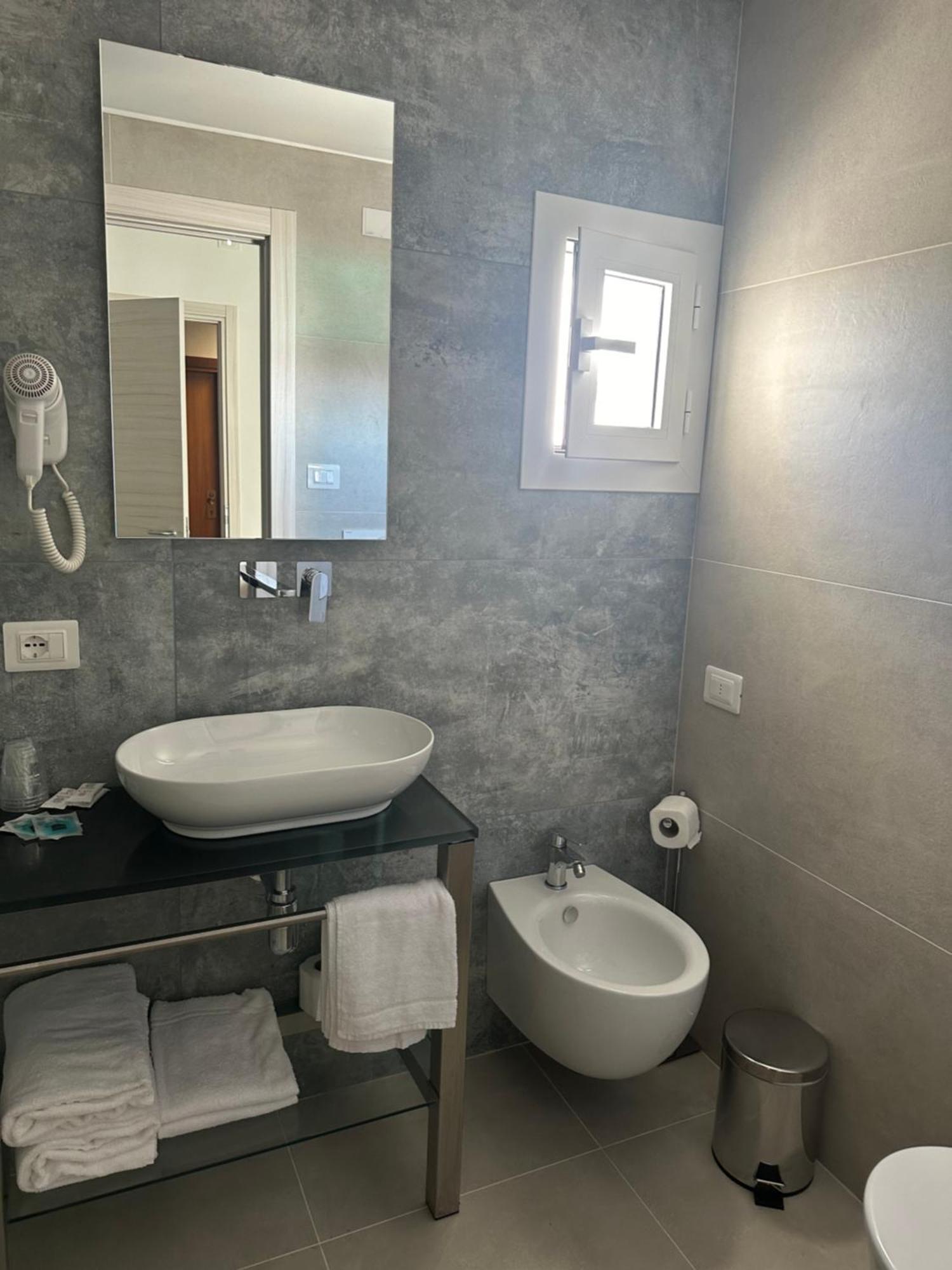 Hotel President Lido di Jesolo Kültér fotó